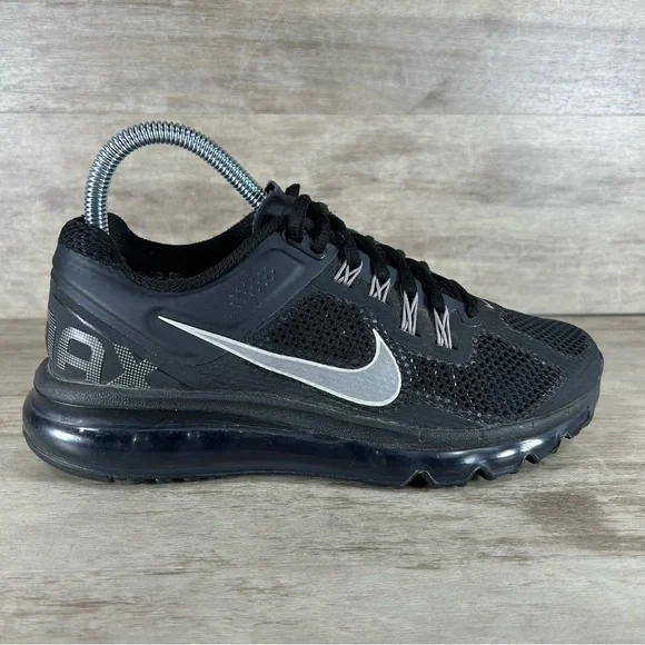 Nike Air Max Plus Running Training Sneakers Triple Black Women 7 - Picture 1 of 10